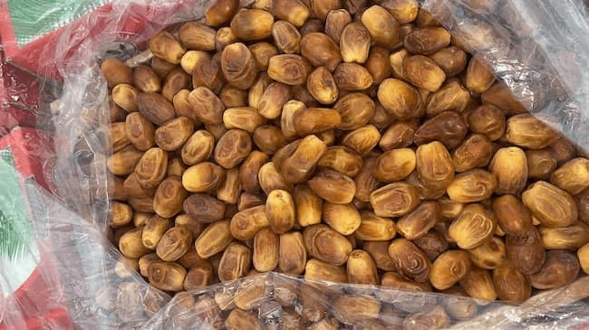 تصویر 2 از خرما زاهدی عمده تازه انتخابی مناسب برای بازارهای مختلف
